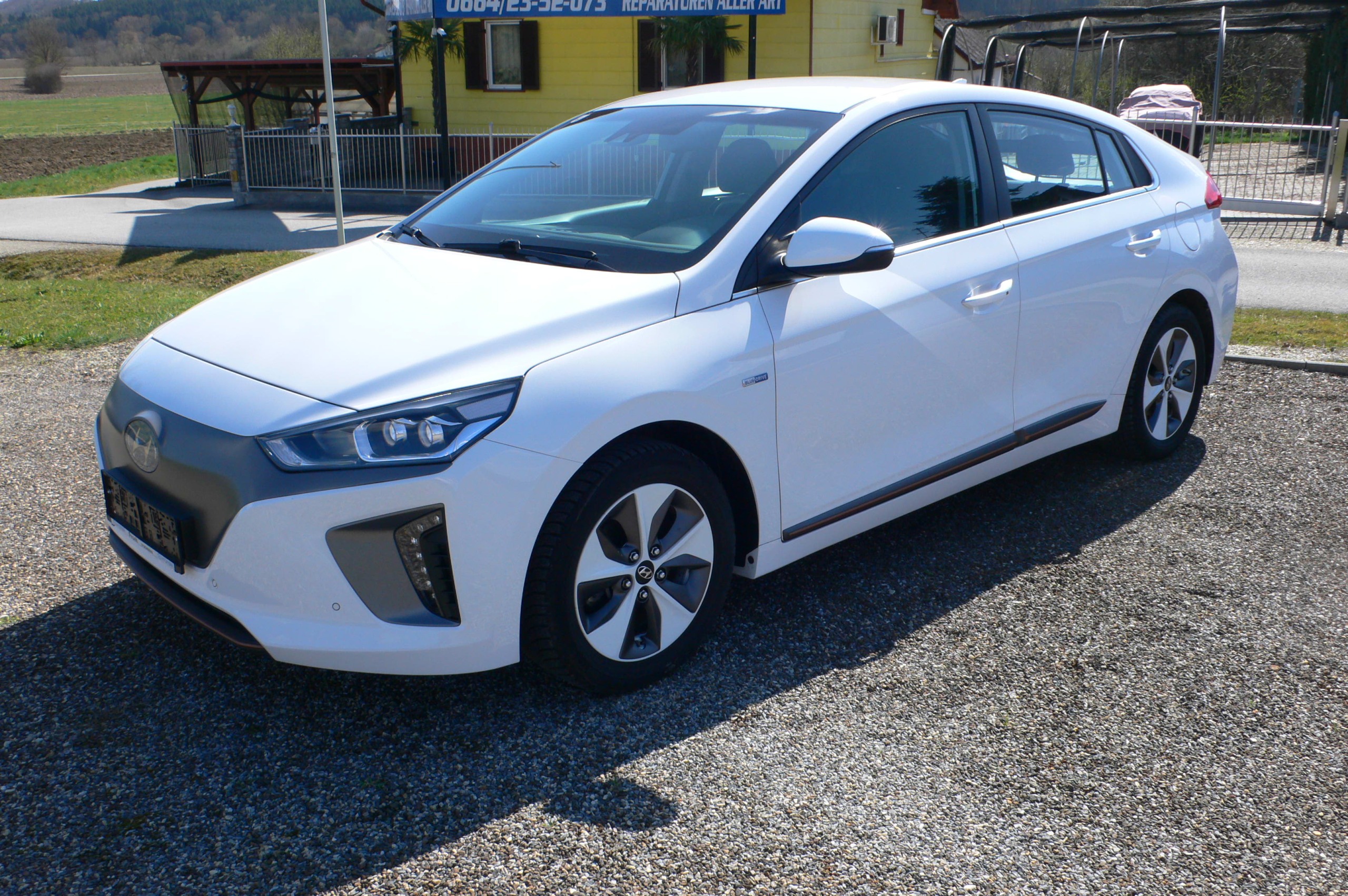 Hyundai IONIQ ELEKTRO STYLE NAVI LED TEMPOMAT RFK